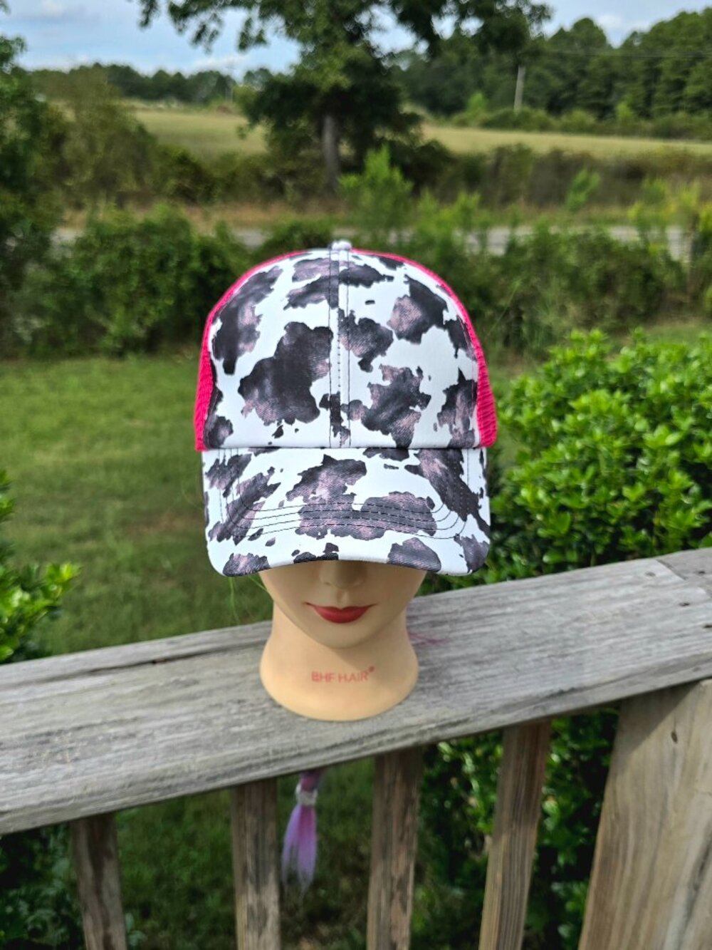 Ladies Pink & Cow Print Trucker Hat new no tags